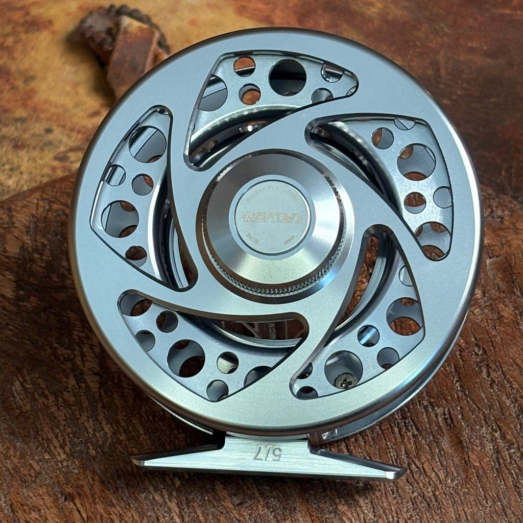 Twin Fish Fly Fishing Reel